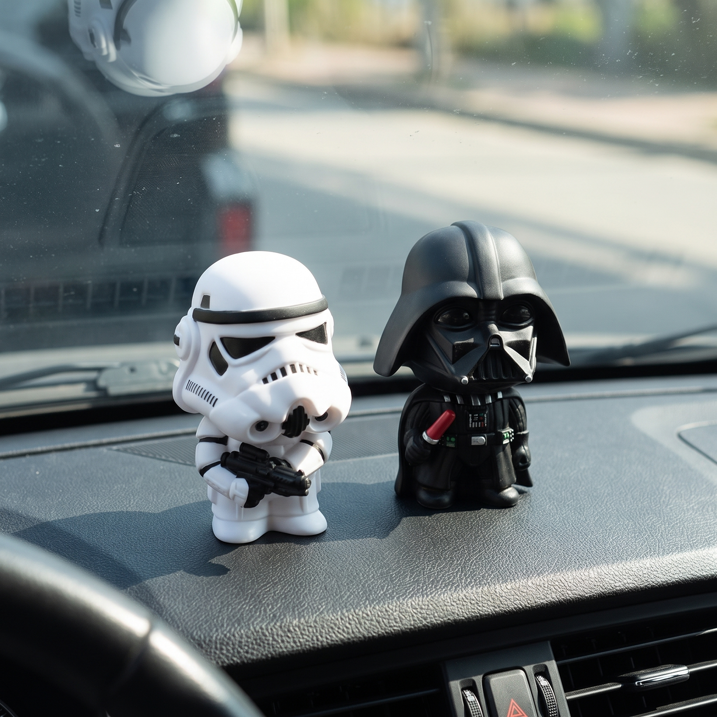 Dashboard Car Duo Characters